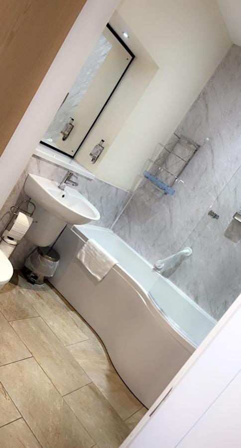 The Hedges Hotel 3*